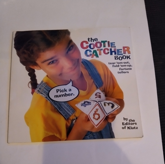 Vintage Other - The Cootie Catcher Book by Klutz Press